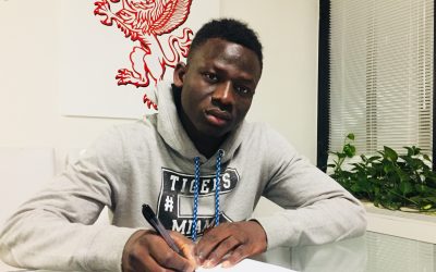 Konate firma il suo primo contratto da professionista