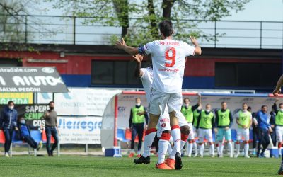 “Buona partita, sappiamo che dobbiamo fare più punti possibili. Adesso sto riprendendo la condizione fisica. Dedico gol alle mie figlie”