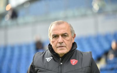 “Conosciamo le difficoltà della partita e il buon momento del Cosenza ma noi dobbiamo pensare a fare punti contro tutti, senza guardare troppo chi abbiamo di fronte. Ogni partita è diversa in Serie B”