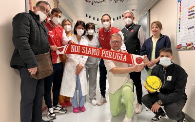 La visita dell’AC Perugia Calcio al reparto di oncoematologia pediatrica dell’ospedale di Perugia e al Comitato chianelli